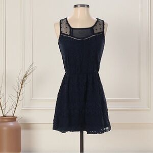 Rewind Lace Dress | SIZE S